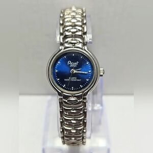 Womens LN Acuet Water Resistant Deep Sapphire Blue Dial Wrist Watch New Battery